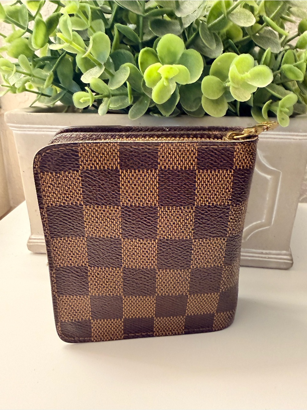 AUTHENTIC LOUIS VUITTON- DAMIER EBENE COMPACT ZIP WALLET - Picture 2 of 7